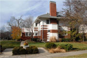 Prairie architecture in Oak Park, IL - James F Skinner house at 605 N Linden