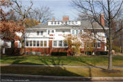 Prairie architecture in Oak Park, IL - James F Skinner house at 605 N Linden