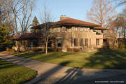 Prairie architecure in Decateur, IL - Robert Mueller House - 1 Miliken Place