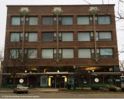 Prairie architecture in Clinton, Iowa - Van Allen Store by Louis Sullivan - 1915