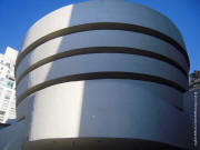 Frank Lloyd Wright - Guggenheim Museum - New York
