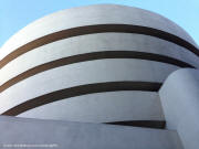 Frank Lloyd Wright - Guggenheim Museum - New York