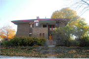 Prairie architecture in Shorewood, WI - Stein House at 3965 North Harcourt Place on Rick's McNees.org/flw WrightSite
