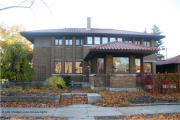 Prairie architecture in Milwaukee, WI - Bours House at 2430 East Newberry on Rick's McNees.org/flw WrightSite